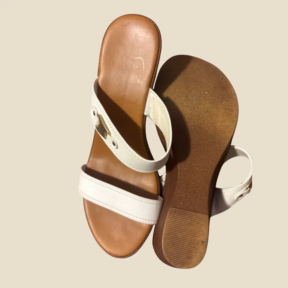 Sesto Meucci White Leather Wedge Sandals Gold Hardware Made in Italy Slides